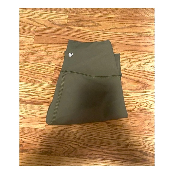 Lulu lemon Wunder Under Leggings - Picture 4 of 6
